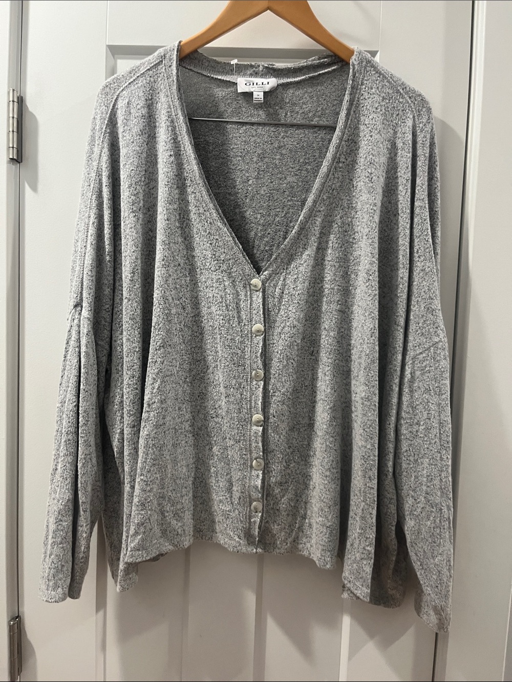 Gilli Light Gray Soft Faux Button Front V-Neck Sweater Faux Cardigan 1X Like New